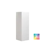 Stort og luksuriøst bad med flotte ovale speil og lekre fliser i naturfarger