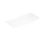 Inspirerende baderom med spesiallagde lilla skap med elegante riller, stilfull benkeplate og frittstående vask, stort speil med messingkant, fliser og vegger i lilla nyanser gir et romantisk og feminint preg