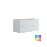 Stor baderomsinspirasjon med grå servantskap med integrert håndtak, stilfull sidemontert vask, kvadratisk speil med avrundede hjørner, vegger i betonglook og rå materialer for et urbant uttrykk